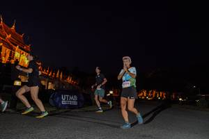 BIB: 036
                            <button type="button" onclick="openModal(22292682)" class="btn btn-primary btn-sm float-right btn-popup" data-toggle="modal" data-target=".modal-high-quality">
                        <i class="fas fa-shopping-cart"></i> Add to Cart
                    </button>
                                            <button type="button" onclick="isThisMe(22292682, true)" class="btn btn-success btn-sm float-right btn-popup btn-isme hidden" data-toggle="tooltip" data-placement="bottom" title="นี่คือรูปของคุณใช่ไหม คลิกที่นี่เพื่อเอาเข้าอัลบั้ม">
                        <i class="fas fa-plus"></i> Add to album
                    </button>
                    <button type="button" onclick="isThisMe(22292682, false)" class="btn btn-warning btn-sm float-right btn-popup btn-isnotme hidden">
                        <i class="fas fa-ban"></i> Remove from album
                    </button>